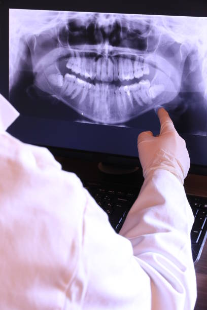 Best Weekend Emergency Dentist in Louisvle, IL